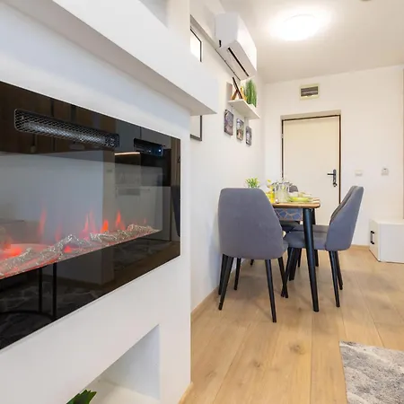 Mountain Escape & View & Relax Banszko