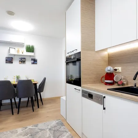 Apartman Mountain Escape & View & Relax