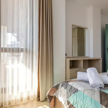 Cozy Mountain Escape & Pirin Views Daire