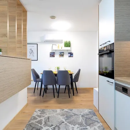 Mountain Escape & View & Relax * Bansko